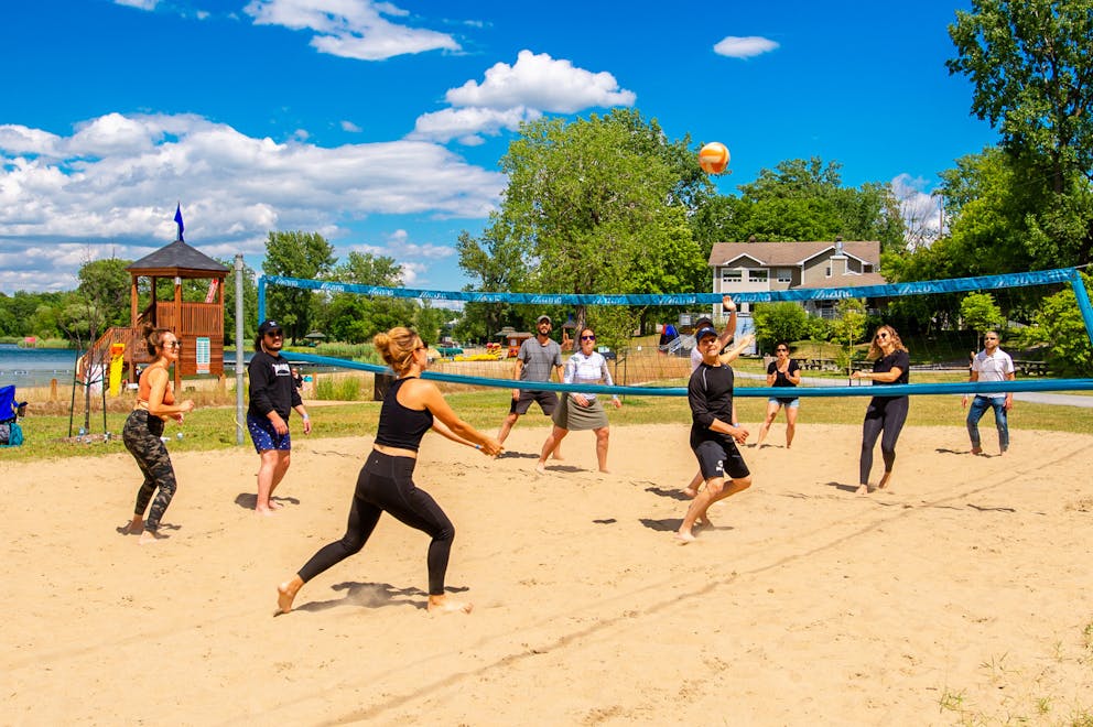 Une partie de volleyball pour terminer