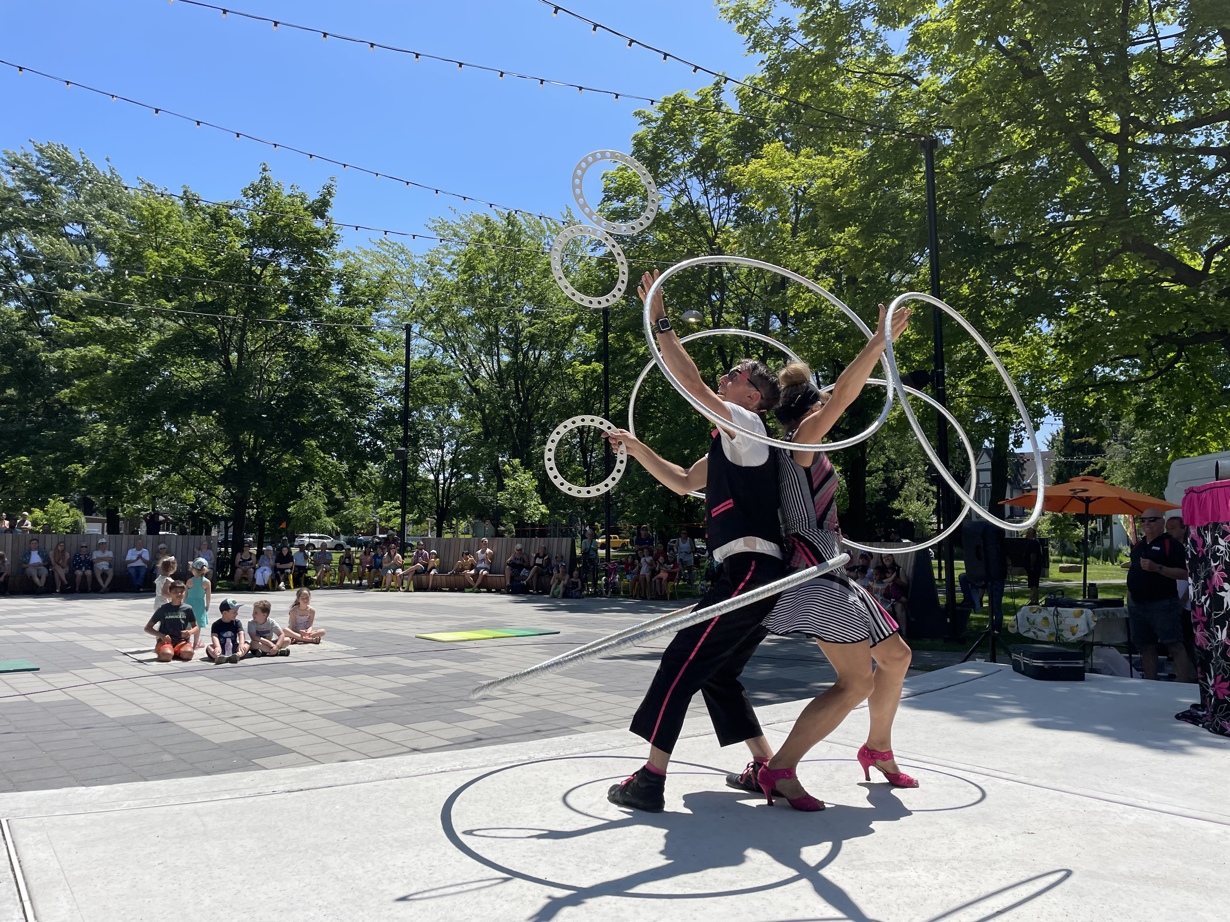 COMM 2022 Flaneries du dimanche Parc Salaberry Animation enfant Cirque 9