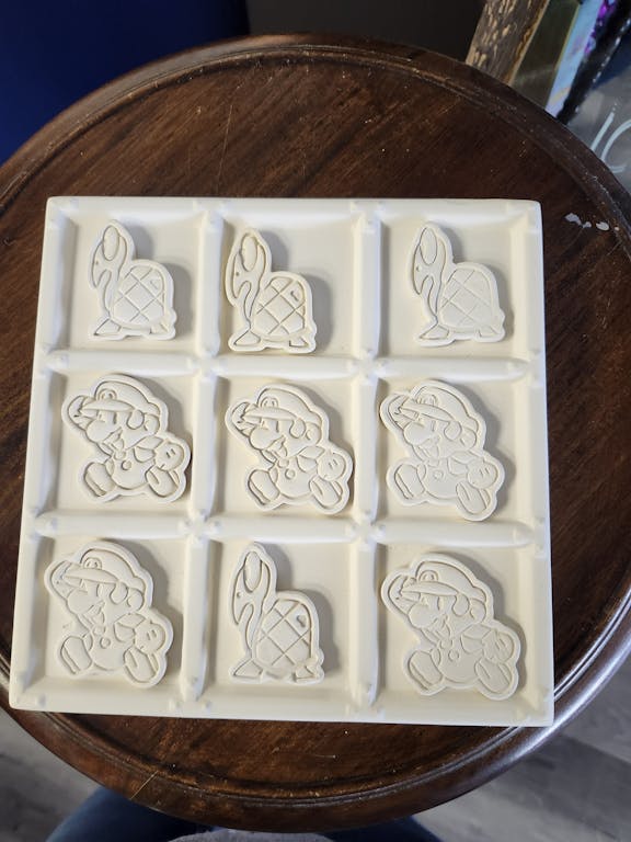 Creation cafe valleyfield tic tac toe