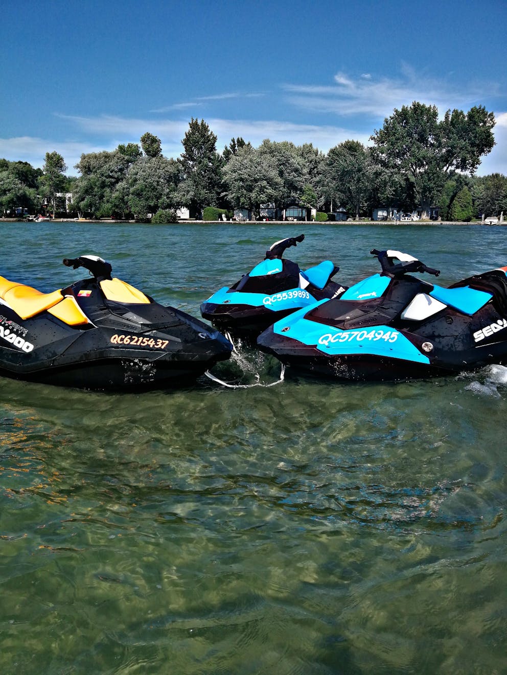 Recreation marine 3 motomarines