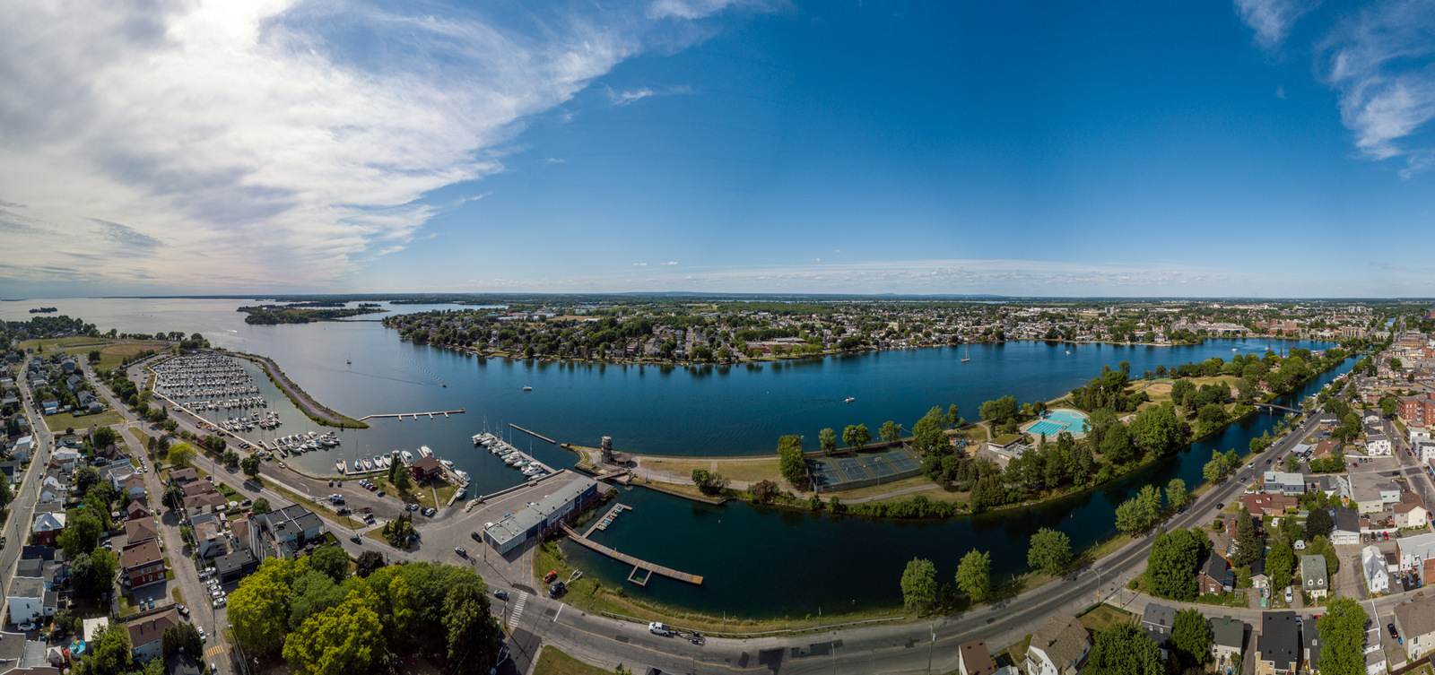DEV 2021 CR Recreation Marine Nautisme Baie bateau plaisance Vue aerienne Drone Marina Vieux canal
